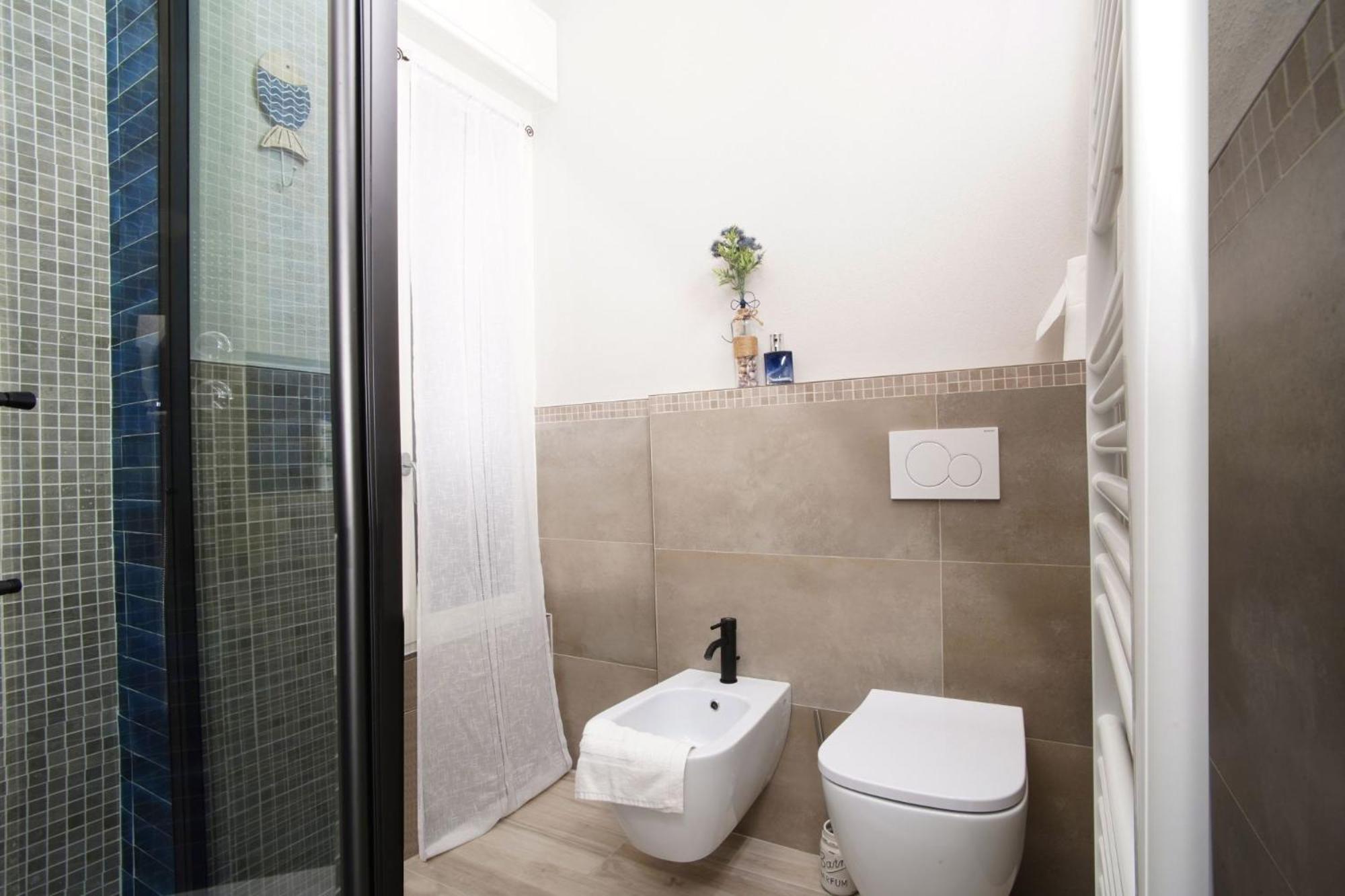 Monterosso Garden House Plus Монтероссо-аль-Маре Номер фото